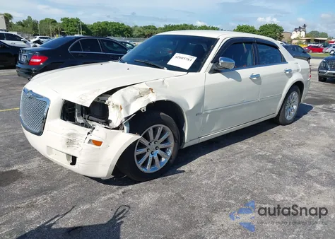 2007 Chrysler 300 from USA, damaged, VIN 2C3KA43R67H693187